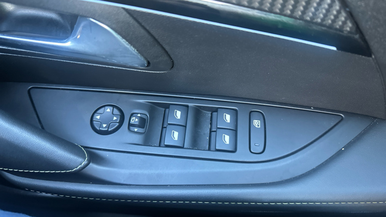 Peugeot 208 1.2 PureTech 100 GT 5dr Petrol Hatchback